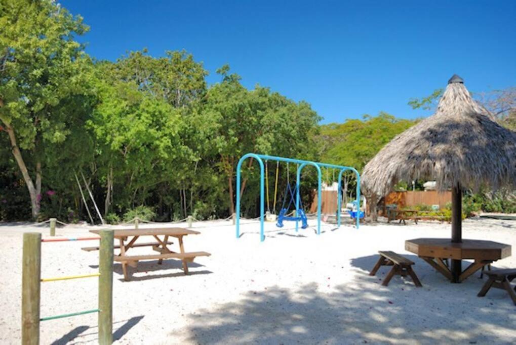 Welcome To The Pelican Lodge ! Tavernier ภายนอก รูปภาพ